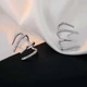 Сережки пусети з камінням ShinyClaws, сріблясті - зображення 3