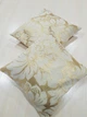 Комплект декоративних подушок Firanka Flowers 33х33см 2шт Золотий з молочним (п_0233) - зображення 2