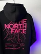 Худи унисекс с рисунком розовых гор the north face размер S черного цвета - изображение 5