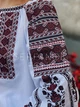 Традиційна жіноча вишиванка біла з рясною бордовою вишивкою "Чаруня" 10590-52 (XL) - зображення 5