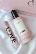 Подарочный набор Victoria's Secret Роликовый парфюм Love 7 мл + парфюмированный лосьон Love 250 мл - изображение 1