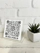 Табличка настільна з Вашою інформацією (QR кодом) одностороння 10 х 10 см - изображение 1