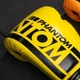Боксерские перчатки Phantom APEX Neon Yellow 14 унций (капа в подарок) (PHBG2885-14) - изображение 5