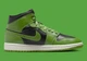 Кроссовки женские Jordan 1 Mid 38 Зелений BQ6472-031 - изображение 3