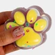 Игрушка антистресс сквиш Лапка котика, 7см, Желтый - изображение 1