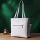 Практичная сумка-шоппер из натуральной кожи Shvigel Bag 22844 Белая - изображение 11