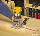 Фрезер DeWalt D26200 - зображення 4