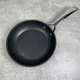 Сковорода Le Creuset 22 см черная (51112220010002) - изображение 2