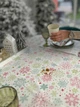 Скатертина водовідштовхуюча з мереживом Delux Textil Кольорові сніжинки 250 х 170 см (368021) - зображення 5