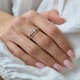 Серебряное кольцо колечко с золотой пластиной с Белыми камнями 18.0 размер серебро 925 пробы 1543к 1.11г - изображение 2