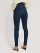 Джинсы Skinny женские NA-KD 1660-000137-0038 36 Синие (7325942900960) - изображение 2