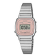 Жіночий наручний годинник CASIO LA670WEA-4A2EF має корпус сріблястого кольору та рожевий циферблат. - зображення 1