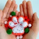 Новогодняя игрушка антистресс кошачья лапка сквиш таба лапки Белые на красном - изображение 3