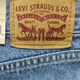 Джинсовые шорты женские Levi`s 637406598 27 Голубые (1159819876) - изображение 8