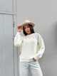 Женский классический свитер молочного цвета 30187 One Size - изображение 2