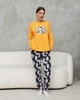 Женская пижама c брюками в снежинки Рождественское настроение Nicoletta Family look мама дочка 96824в S желтый - изображение 1