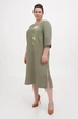 Вільна сукня великих розмірів з льону з вишитими квітами Ольвія (Plus size). Хакі, р.54, код 0357/54/1122 - зображення 1