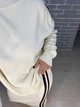 Костюм жіночий My Fashion 2024402 в’язаний оверсайз зі спідницею one size молочний - зображення 5