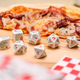 Zestaw kości Q-Workshop Pizza Dice Kit Pepperoni 7 elementów (5907699497454) - obraz 7