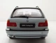 Модель автомобіля BMW 5-series (E39) Touring Artic Silver by Triple9, Scale 1:18 - зображення 2