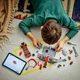 Конструктор LEGO City Пит-стоп и пит-экипаж F1 с болидом Ferrari 322 детали (60443) - изображение 5