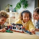 Конструктор LEGO City Вантажівка F1 з автомобілями RB20 та AMR24 1086 деталей (60445) - зображення 4
