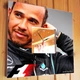 Настенные часы "Льюис Хэмилтон. Lewis Hamilton. Формула 1. F1" подарок для фанатов автогонок, украшение спальни - изображение 2