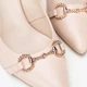 Класичні шкіряні туфлі на шпильці з декоративним ланцюжком світло-бежевий BD_B_804_9_40, 40 - изображение 8