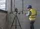 Лазерный уровень нивелир Bosch Professional GLL 2-20 G с держателем, потолочной крепью и 4 батарейками (0601065000) - изображение 10