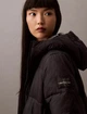 Куртка жіноча Calvin Klein Women's Hooded Puffer Jacket S Чорний (14904101) - зображення 4
