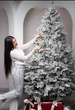Искуственная Елка МОДЕРН с подставкой 2.50 м заснеженная - изображение 2