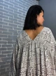 Платье женское Indigo Blue 0156789 длинное тонкое с оборками орнамент one size серое - изображение 3