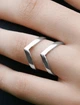 Каблучка зі срібла 925. Універсальний розмір 15.5–18 (АРТ. №985) Dadiverin Jewelry - изображение 1