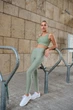 Лосини з кишенями та V-подібним поясом Superstacy L Оливкові (2700-05) - изображение 8