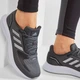 Buty do biegania damskie adidas Runfalcon 2.0 FY9622 36.5 Szare (4064036715136) - obraz 2