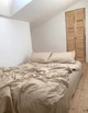 Комплект постільної білизни Cozy лате з вишитими гілками в тон Двоспальний 180*200 см простирадло на резинці - изображение 2