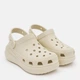 Женские кроксы Crocs Classic Crush Clog Bone 207521-2Y2 36-37 (M4/W6) 22 см Бежевые (1914489888662) - изображение 3
