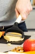 Кухонный нож KitchenAid Coreline для сыра 20.3 см Кремовый (KAG133OHACE) - изображение 4