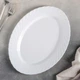 Плоское овальное блюдо из белой стеклокерамики Luminarc Trianon 290 мм (D6891) - изображение 3