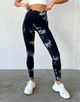 Спортивные женские лосины Marble Tie-Dye с эффектом Push Up для фитнеса и йоги Бесшовные Мраморные XS-S Черные с белым (4792S) - изображение 1