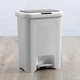 Мусорное ведро с крышкой и педалью MVM BIN-03 18L GRAY - изображение 3