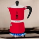 Кававарка гейзерна Bialetti Rainbow 130 мл на 3 чашки Червона, для плити Moka - зображення 1