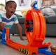 Игровой набор Hot Wheels Monster Trucks Бигфут 50-летия Петля Прыжок за трофеем JBX64 - изображение 9