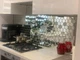 Мозаика зеркальная DecorStoneHub Zs-hex-ZS серебристая с сатином 304х303 мм шестигранник для клуба (004178) - изображение 7