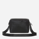 Torebka crossbody damska Mandarina Duck Hunter P10VCT19-651 Czarna (800070309015) - obraz 2
