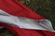 Зонт красный торговый квадратный 2х2 метра с серебряным напылением и ветровым клапаном - изображение 4