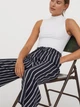 Штани жіночі H&M 0696209 36 Темно-сині з білим (KAY2000000955124) - зображення 6