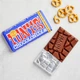 Шоколад Молочный Tony's Chocolonely Pretzel & Toffee Dark Milk 180g с Кусочками Кренделей и Ирисками Toffee 42% - изображение 7