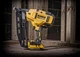 Аккумуляторный гвоздезабивной пистолет DeWALT DCN662N под гвозди 32-64 мм - изображение 7