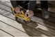 Аккумуляторная ленточная шлифмашина DeWALT DCW220N - изображение 7